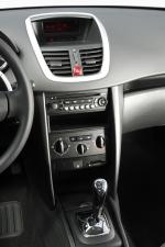 Peugeot 207 2006 года